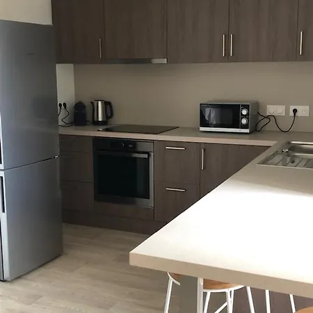 Madeleine De La Maison Saint-josse Apartment